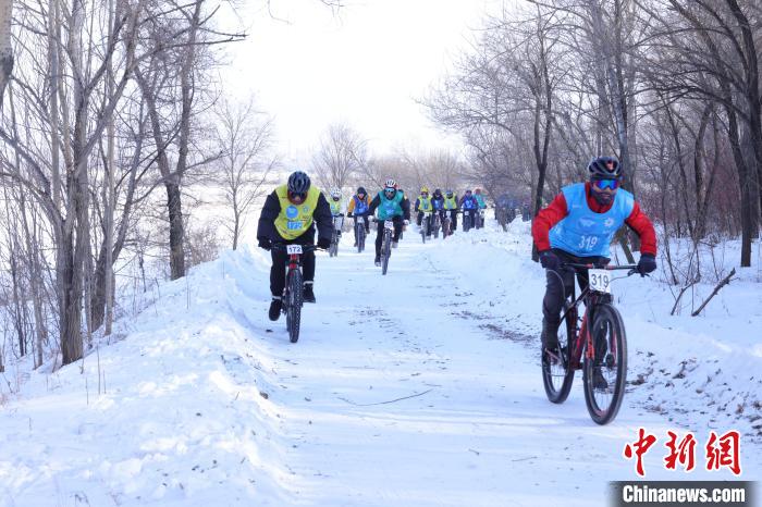 哈尔滨开赛2023年上海合作组织雪地自行车赛：八