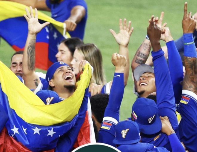 委内瑞拉爆冷逆转美国队 首次问鼎世界棒球经典