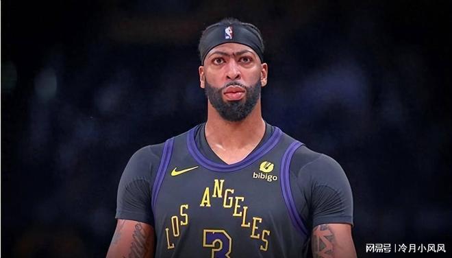 浓眉怒斥湖人管理层交易操作引争议 里夫斯交易