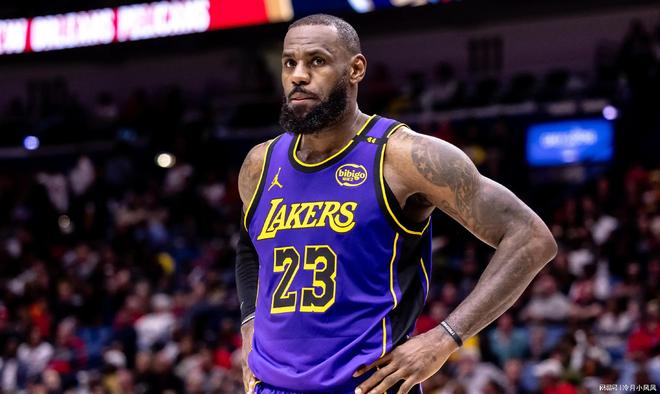 浓眉怒斥湖人管理层交易操作引争议 里夫斯交易