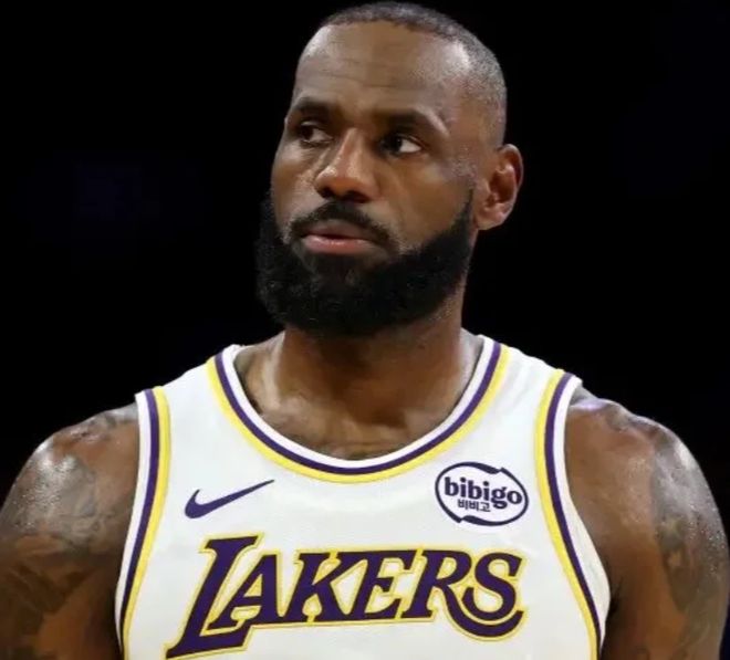 詹姆斯23赛季数据不降 真实命中率超新秀 火箭季