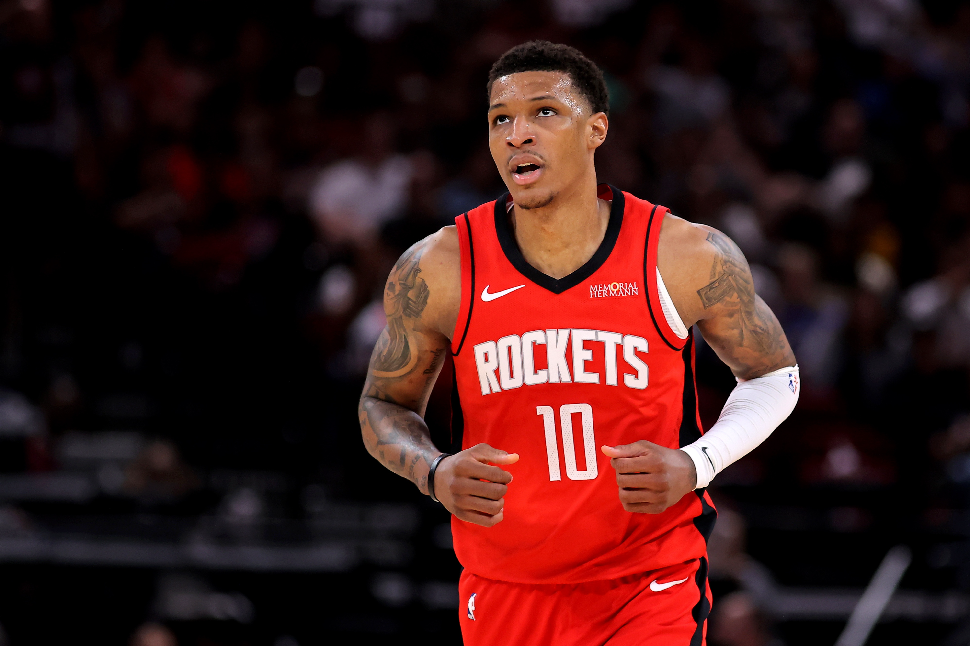 火箭前锋贾巴里获5年1.22亿续约，雷迪克谈巨星表